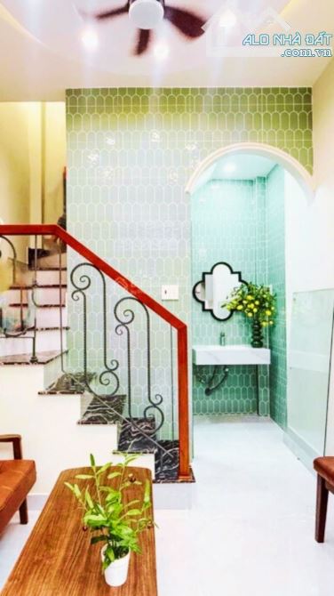 🏠 BÁN NHÀ NGUYỄN THIỆN THUẬT, P.2, Q.3 - 4 TẦNG, HẺM VIP 4M, MỚI TINH - CHỈ 3.X TỶ. - 1