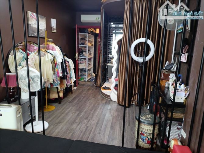 Bán tập thể Nguyễn Phong Sắc - 2 ngủ - tầng 3 - 80m2 - ở ngay - 1