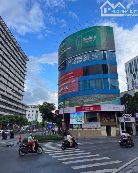 GÓC 2 MẶT TIỀN NGUYỄN VĂN TRỖI - TRƯƠNG QUỐC DUNG - 23x12m - 265 tỷ - 1