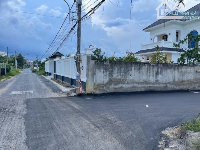 Bán đất nền đoạn gần bệnh viện Trà Vinh dân cư đông đúc - 1
