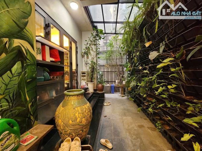 BÁN BIỆT THỰ PHÂN LÔ KHU TRUNG HÒA, CÁCH PHỐ 1 NHÀ, 110M2 MẶT TIỀN 6M, GIÁ NÉT 48 TỶ - 1