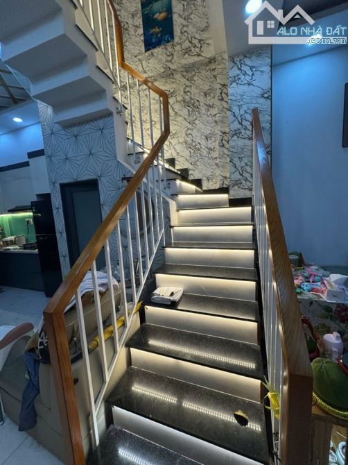 BÁN NHÀ PHỐ MỚI - ĐẸP - 3 TẦNG - 4x12M - QUANG TRUNG GÒ VẤP, 5 TỶ LẺ - 1