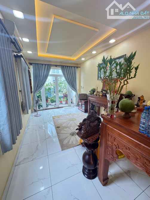 BÁN NHÀ 3 TẦNG LÊ TRỌNG TẤN - QUẬN TÂN PHÚ - 5x32- GIÁ 20 tỷ - 1