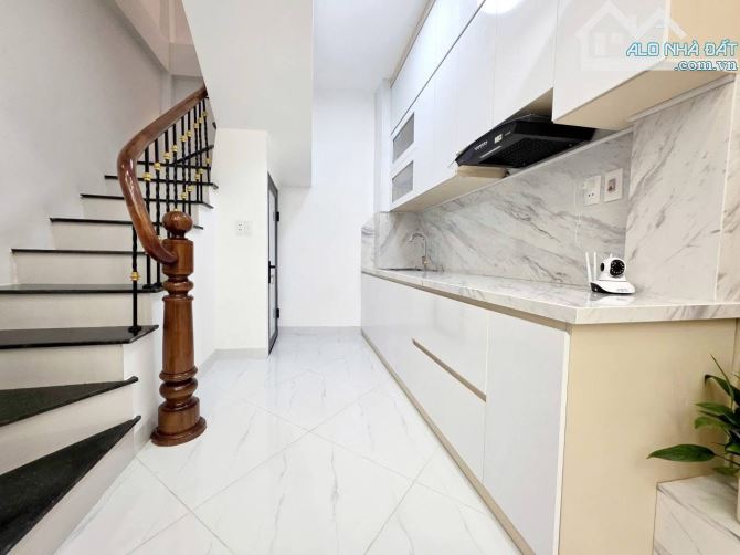 Nhà Đẹp - Full Nội Thất - Đại La( Ngõ Thống Nhất)- HBTrưng - Dt: 30m2/4 tầng*7,15 tỷ - 1