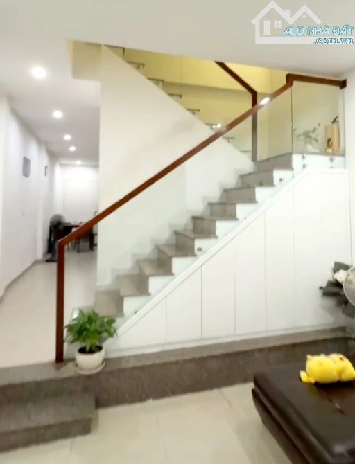 SỐC NHÀ 3 TẦNG ĐƯỜNG 10.5M VĨNH TÂN_DT 74M2_NGANG 4.5M_NHỈNH 9 TỶ - 1