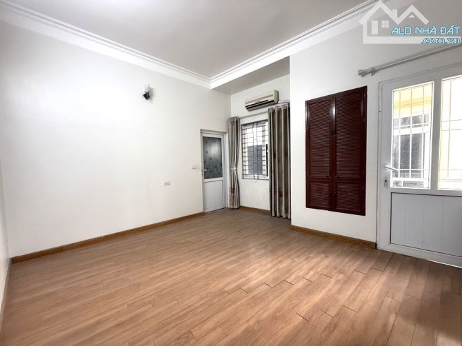 BÁN NHÀ THẠCH BÀN 46M2, 4 TẦNG NGÕ NÔNG, GẦN Ô TÔ, 7.2 TỶ - 1
