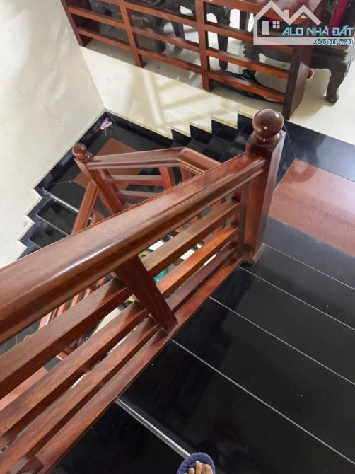 Bán nhà 4 tầng làn 2 bình than khả lễ 2 cạnh vườn hoa - 1