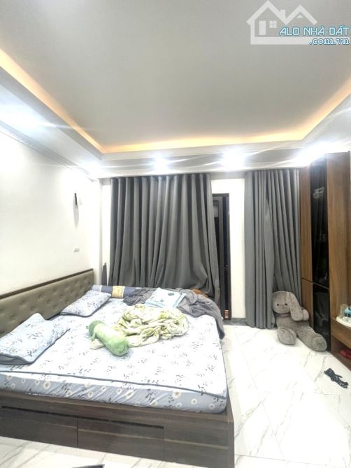 BÁN NHÀ ĐƯỜNG VIỆT HƯNG 35M2, 5 TẦNG NGÕ NÔNG, GẦN Ô TÔ, 7.9 TỶ - 1