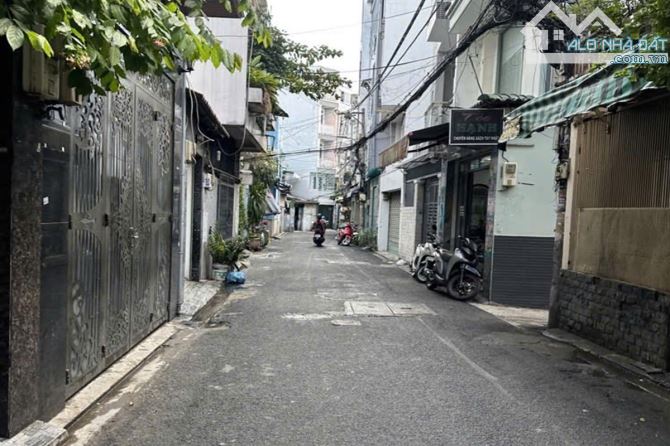 Bán nhà hẻm xe hơi, Hoàng Hoa Thám, Phú Nhuận, 38.1 m² (3.5m x 12m) - Giá 8.7 tỷ TL - 1