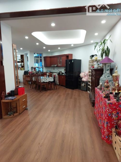 BÁN GẤP CC.109m. 3pn2vs. 7,3 tỷ. Full nội thất. Tầng chung. Lưu Hữu Phước. SIÊU HIẾM - 1