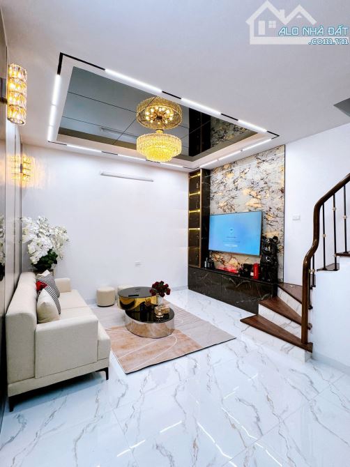 NHÀ ĐẸP NHỎ XINH-NỘI THẤT ĐẸP-HỒNG HÀ-HOÀN KIẾM CHỈ HƠN 6tỷ - 1