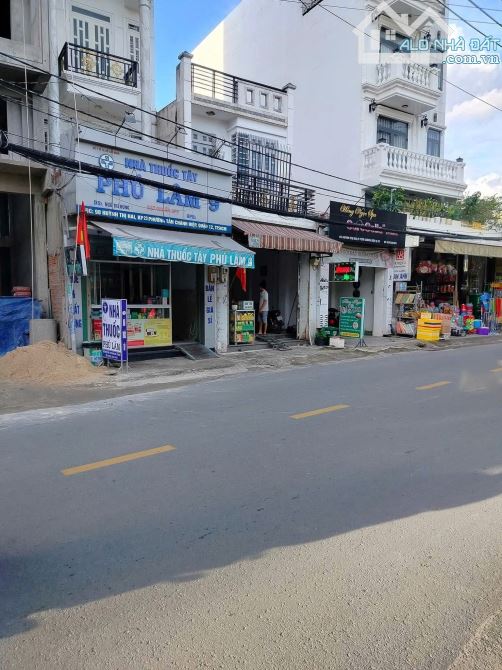 HÀNG HIẾM – NHÀ 7 TẦNG MẶT TIỀN KINH DOANH HUỲNH THỊ HAI, Q.12 - 1