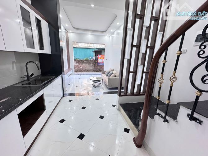 BÁN NHÀ 5T MỚI, MẶT TIỀN RỘNG TẠI QUANG TRUNG - HÀ ĐÔNG - 1