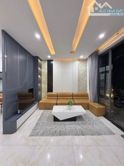 🇻🇳🇻🇳 Căn nhà 4 tầng ngang 8m  sau lưng mặt tiền Dũng Sĩ Thanh Khê  🇻🇳🇻🇳🇻🇳 - 1