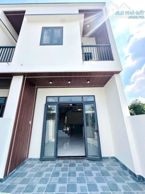 SIÊU PHẨM NHÀ PHỐ PHƯỚC TÂN GIÁ YÊU NHẤT KHU VỰC! - 1