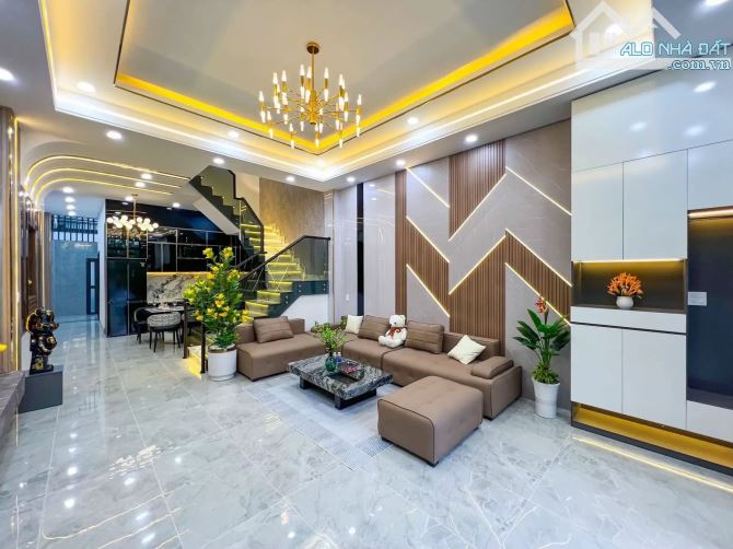 Bán Nhanh Nhà Phố Mới Xây - Hiện Đại -Tặng Nội Thất - Thủ Dầu Một - 1