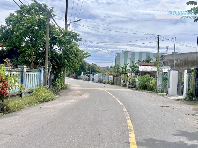 15 lô liền kề đất Hoà Vang - Cách đường nhựa 10m5 chỉ 20m5, gần UBND Hoà Tiến, chỉ 1,1tyxx - 1