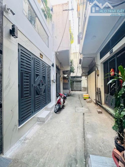 Lê Văn Sỹ, P.12- QUẬN 3 –  NHÀ ĐẸP FULL NỘI THẤT – Ở NGAY- HẺM AN NINH- 4.68 TỶ - 1
