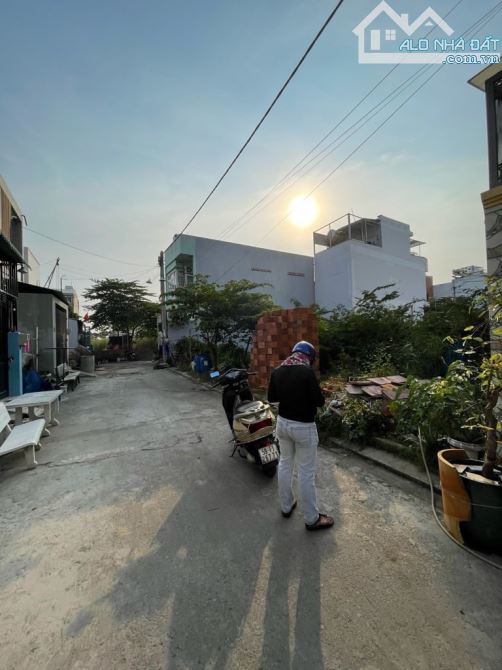 3 Tỷ nhỉnh-  Đất ở- HXH- Sát KĐT Đông Tăng Long- Q9 - 1