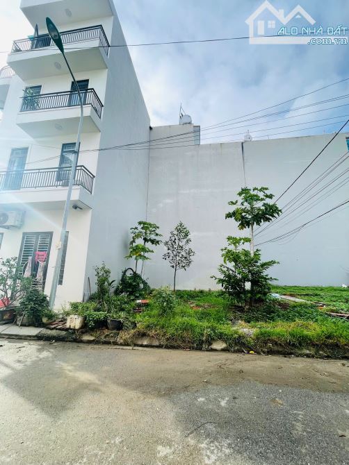 Bán lô đất mặt tiền siêu rộng đường siêu to phố trần khát trân tp hải dương - 1