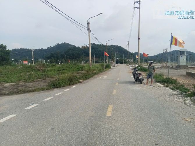Lô Góc đấu giá Tân Thanh giá rẻ - 1