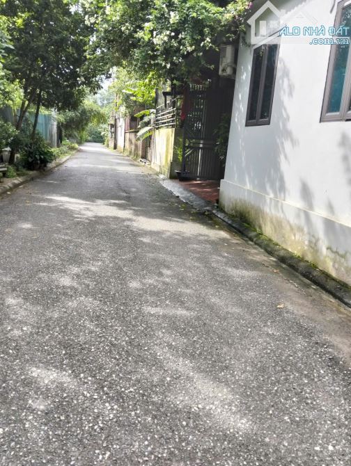 Bán đất Tình Quang, Giang Biên ngõ thông, ô tô vào đất 64m2mặt tiền 4m  nhỉnh 4 tỷ - 1