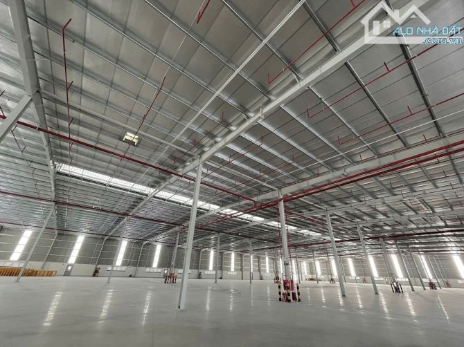 Cho Thuê Nhà Xưởng 2000m²KCN Đức Hòa,Long An,PCCC Tự Động,An Ninh 24/7,Giá Chỉ 3,5 USD/m² - 1