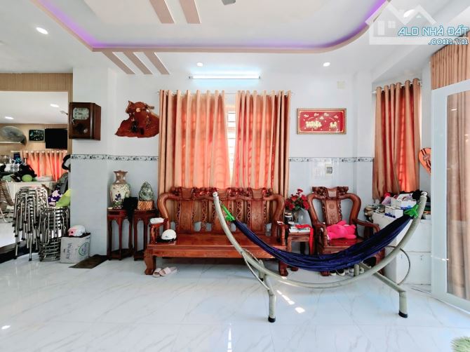 Bán nhà đẹp 4 tầng ,căn góc 2 mặt tiền,xe hơi vi vu.Lê Văn Lương ,Nhà Bè .Giá 7.5 tỷ. - 1