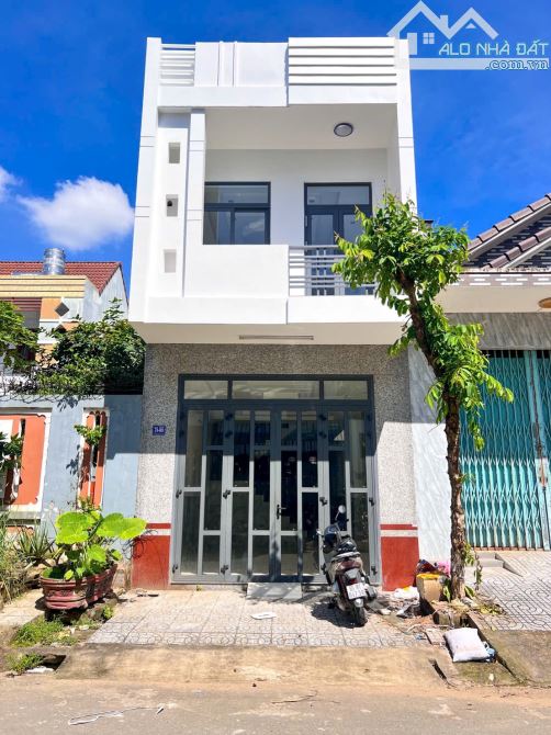 NHÀ 1 TRỆT 1 LẦU ĐƯỜNG B5 KDC HƯNG PHÚ 1 - GẦN SIÊU THỊ GO CẦN THƠ - 1