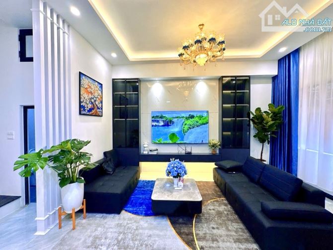BÁN NHÀ NGUYỄN TRÃI, PHÂN LÔ, 2 THOÁNG TRƯỚC SAU, 10M RA Ô TÔ, DT 46M2, 12.6 TỶ - 1