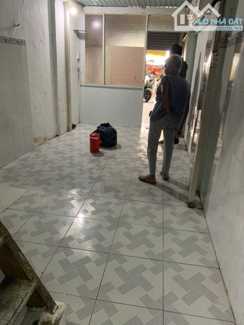 Nhà phố rẻ 5 x 30m Trương Hán Siêu Đa Kao Quận 1 TP.HCM - 1