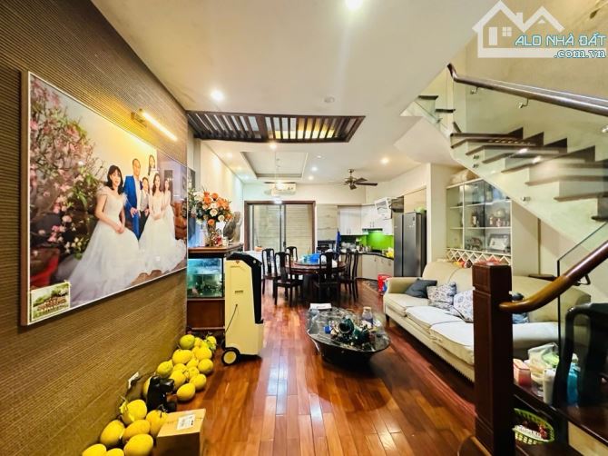 🏡🏡🏡KHU VIP LIỀN KỂ 622 MINH KHAI - KINH DOANH VỈA HÈ Ô TÔ TẢI DỪNG ĐỖ - ĐẲNG CẤP