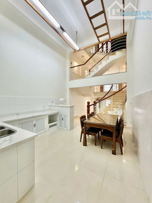 NHÀ SÁT HẺM XE HƠI LÊ VĂN SỸ 60M2, 5 TẦNG, NGANG 4M, 5PN, VUÔNG A4, Ở NGAY, NHỈNH 12 TỶ - 1