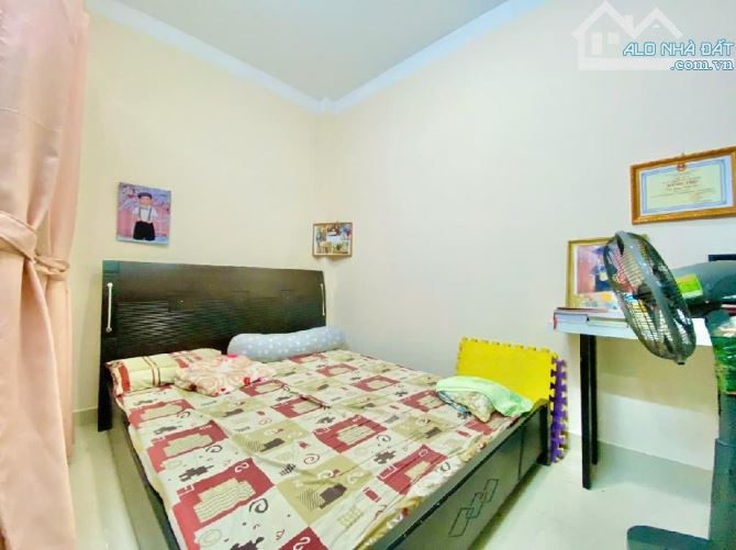 B.ÁN NH.À MỚI - CMT8 Q.10  - NGAY CHỢ HÒA HƯNG  - 4 TẦNG BTCT - 3PN  - HOÀN CÔNG ĐỦ - NHỈN - 1