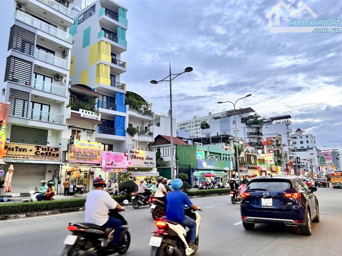BÁN GẤP MẶT TIỀN ĐƯỜNG XÔ VIẾT NGHỆ TĨNH (2 CHIỀU) - CỬA NGÕ KĐT BÌNH QUỚI TƯƠNG LAI 16T - 1