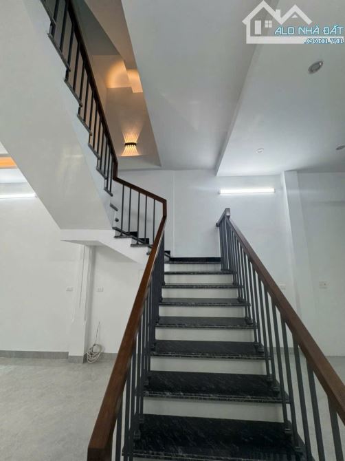 🏡  CẦN BÁN NHÀ 3 TẦNG – PHƯỜNG ĐÔNG HƯƠNG - 1
