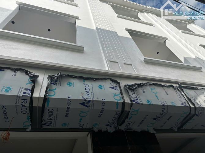BÁN HAI CĂN NHÀ LIỀN KỀ PHƯỜNG TRẦN LÃM  TP TB - 1