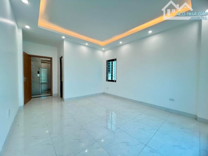 NÁM NHÀ BẮC TỪ LIÊM - THANG MÁY - 2 MẶT THOÁNG - NGÕ THÔNG - GẦN CHỢ CÁC TRƯỜNG HỌC - 1