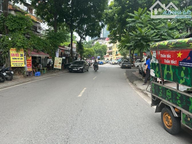 CHỦ KẸT TIỀN CẦN BÁN GẤP NHÀ RIÊNG SAU NHÀ MẶT PHỐ PHAN KẾ BÍNH 50M 5 TẦNG ĐANG KINH DOANH - 1