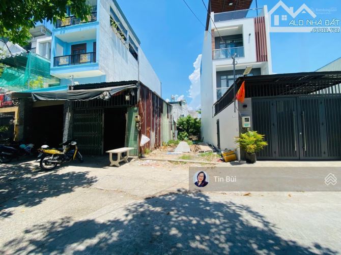 Đất đẹp 107,3m2 full thổ cư, đường 8m xe hơi đỗ cửa, đất vuông chuẩn sát Đỗ Xuân Hợp - 1