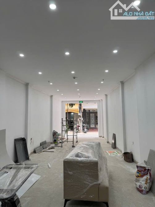 BÁN NHÀ PHÂN LÔ KIM ĐỒNG – 71m² – 6 TẦNG –  Ô TÔ TRÁNH – SỔ NỞ HẬU – GIÁ 26.8 TỶ - 1