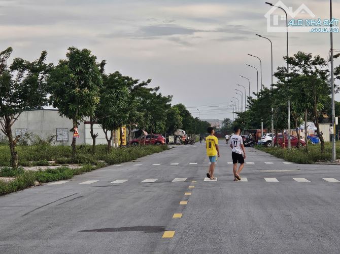 Bán lô đất mặt tiền siêu VIP An Bình-Vọng Đông-YP-BN.dt.92m.mt.5m.hướngĐN.giá:4,8 tỷ - 1