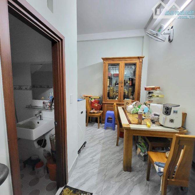 CẦN BÁN 2CĂN ĐÔI MUA MỘT ĐƯỢC HAI VỪA Ở VỪA KHAI THÁC DÒNG TIỀN PHÚ MỸ Q7   Diện tích: 83m - 1