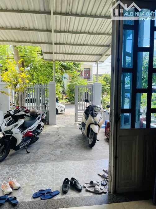 Nhà mặt tiền Phan Thao Hoà Xuân giá 7tỉ 05 diện tích 125m ,đường 10m5  lề 5m - 1