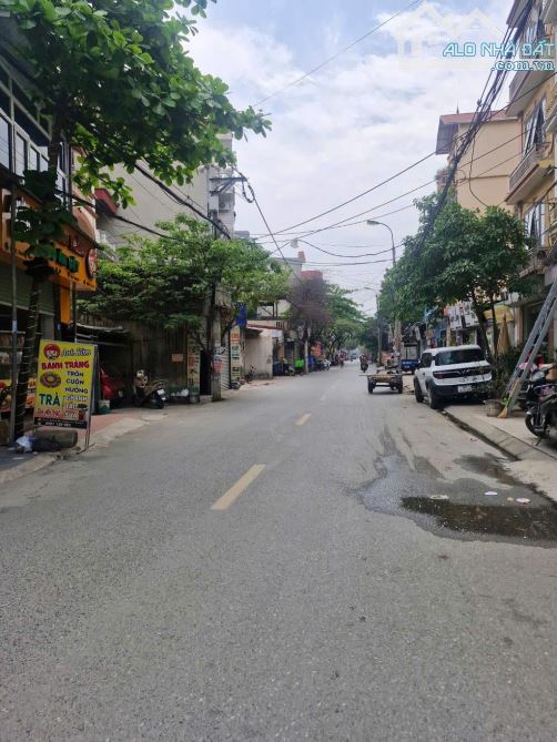 Chính chủ nhờ em Ty bán nhà Đa Sĩ_Giá mềm nhất KV_Lô góc thoáng trước sau_Ngõ rộng thoáng - 1