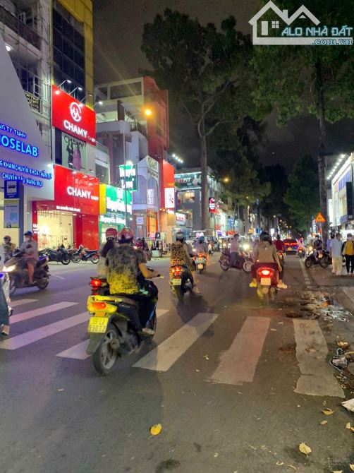 Bán nhà 26 tỷ, 3.8m x 26.5m, 4 lầu,mặt tiền Nguyễn Tri Phương, Phường 6, quận 5 - 1
