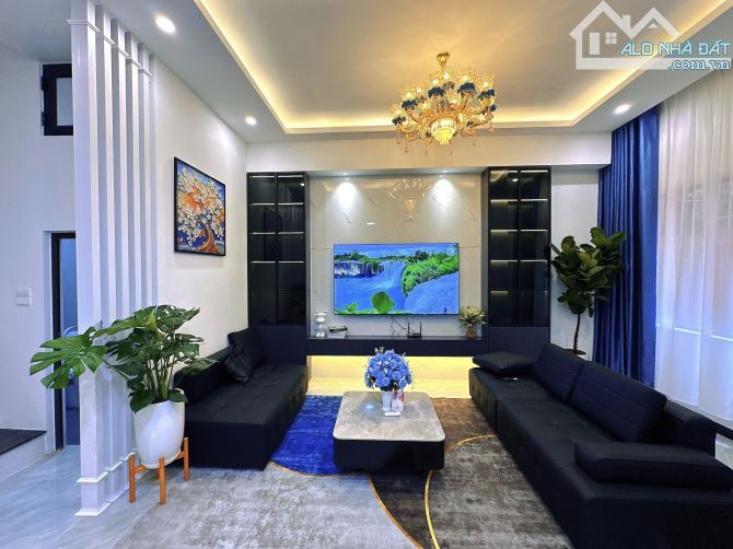 BÁN NHÀ CHÍNH KINH THANH XUÂN,PHÂN LÔ,2 THOÁNG,NHÀ ĐẸP FULL NỘI THẤT,Ở NGAY,DT 45M2X 4T - 1