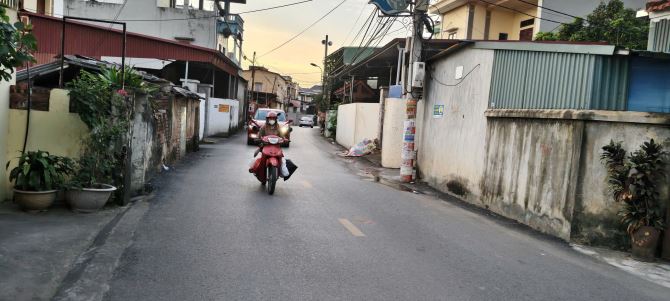 Bán lô đất Đàm Văn Tiết-Nam Sơn-Hạp Lĩnh.dt.90m.mt.5,4m.hướng.ĐBắc.giá:4,1 tỷ - 1