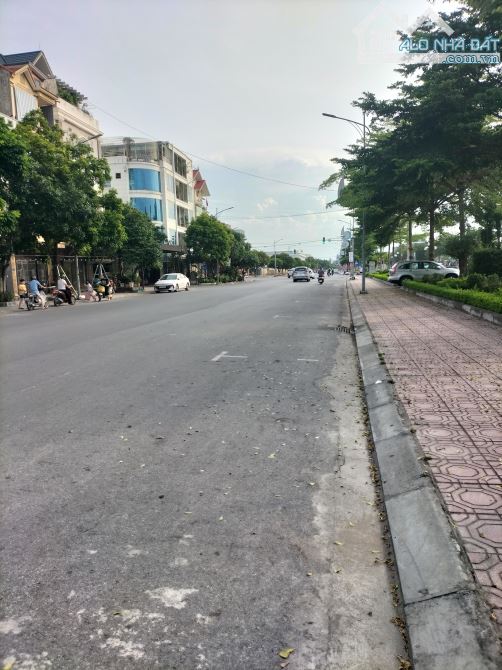 Cần bán ngay mảnh đất tại Bảo Khê TP Hưng Yên DT80m2, MT5Mm, giá 2, 2tỷ - 1