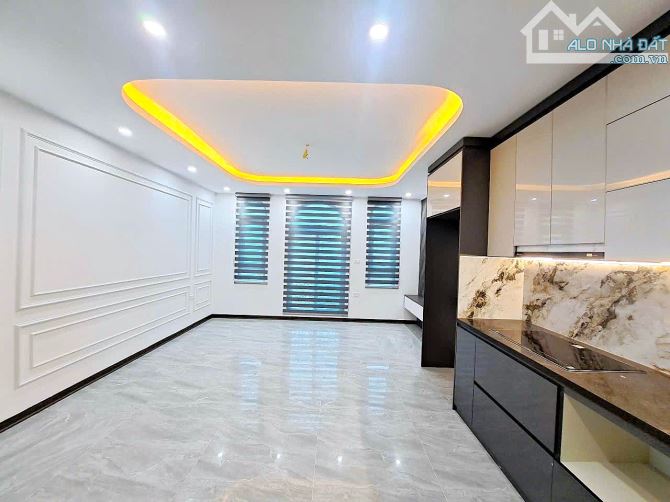 💥 ĐẤT HIẾM HOA ĐỘNG BÁT KHỐI LB, DT80M2, MT4.6M, VỈA HÈ, ÔTÔ ĐỖ CỬA,KINH DOANH,NHỈNH15.XT - 1